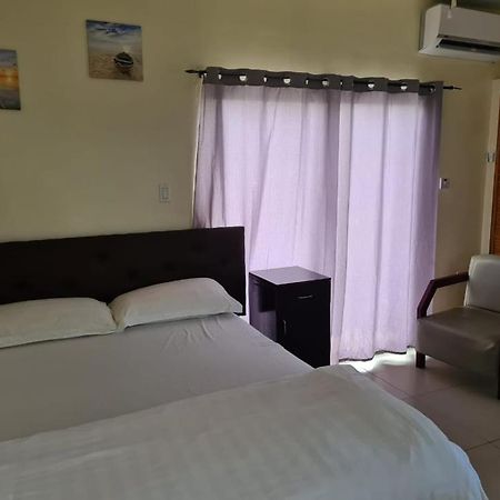 Oriental Suites Georgetown Luaran gambar